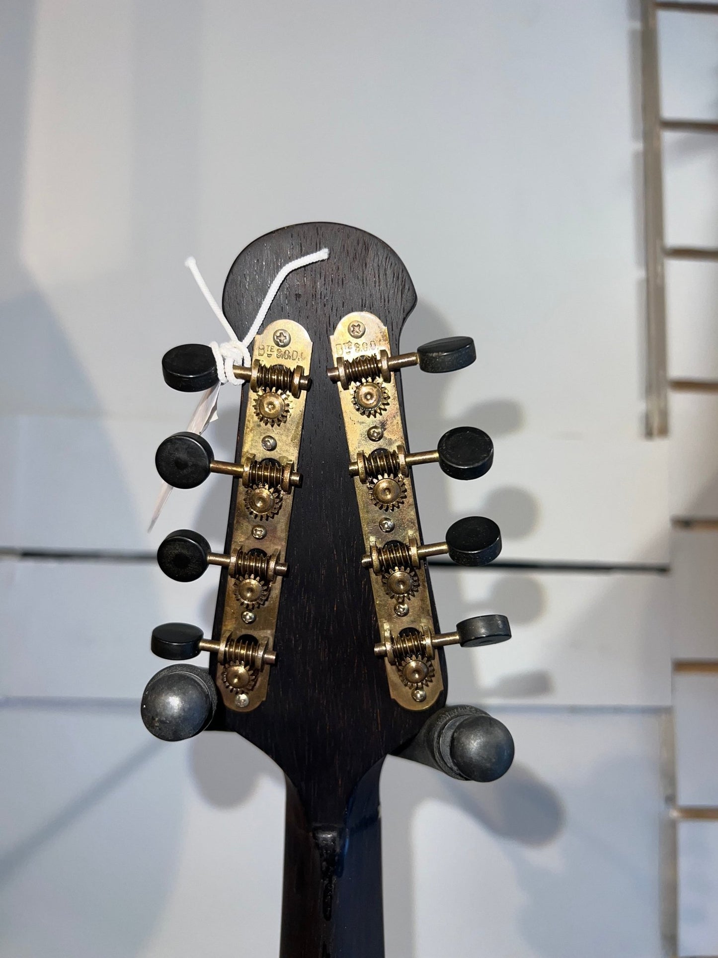 Mandoline Ancienne – Rafaele Disantino Napoli (1800) – Modèle restauré - Cham Music -