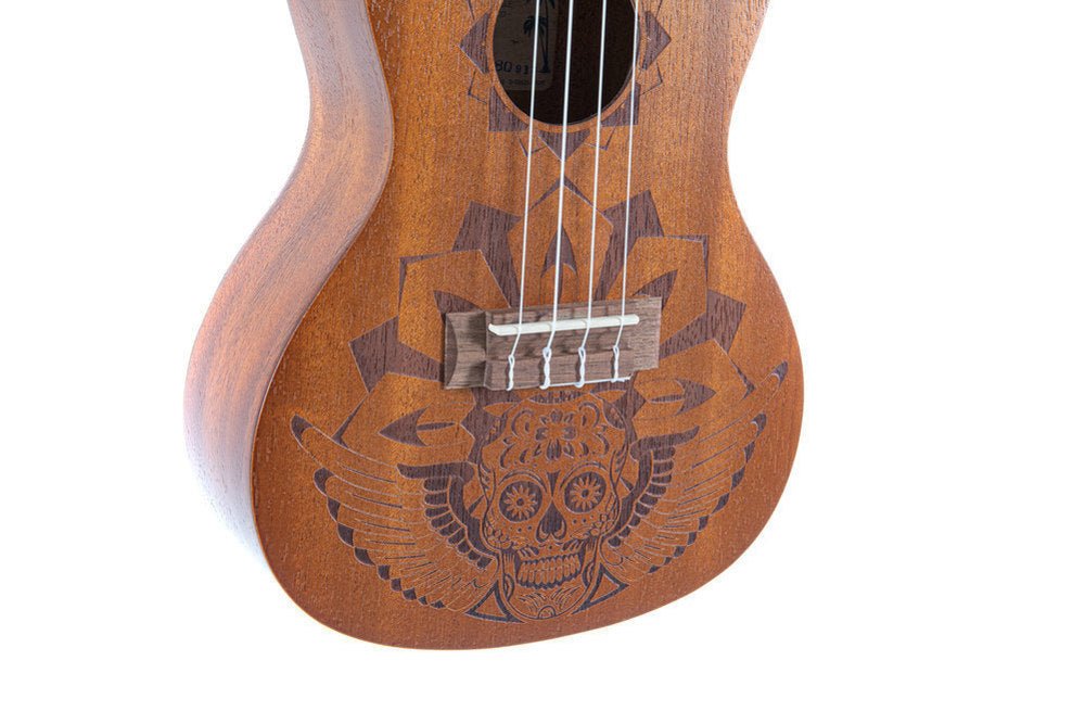 Taille Concert Table en Sapelli avec Mexico Laser Design - Cham Music - String Instrument