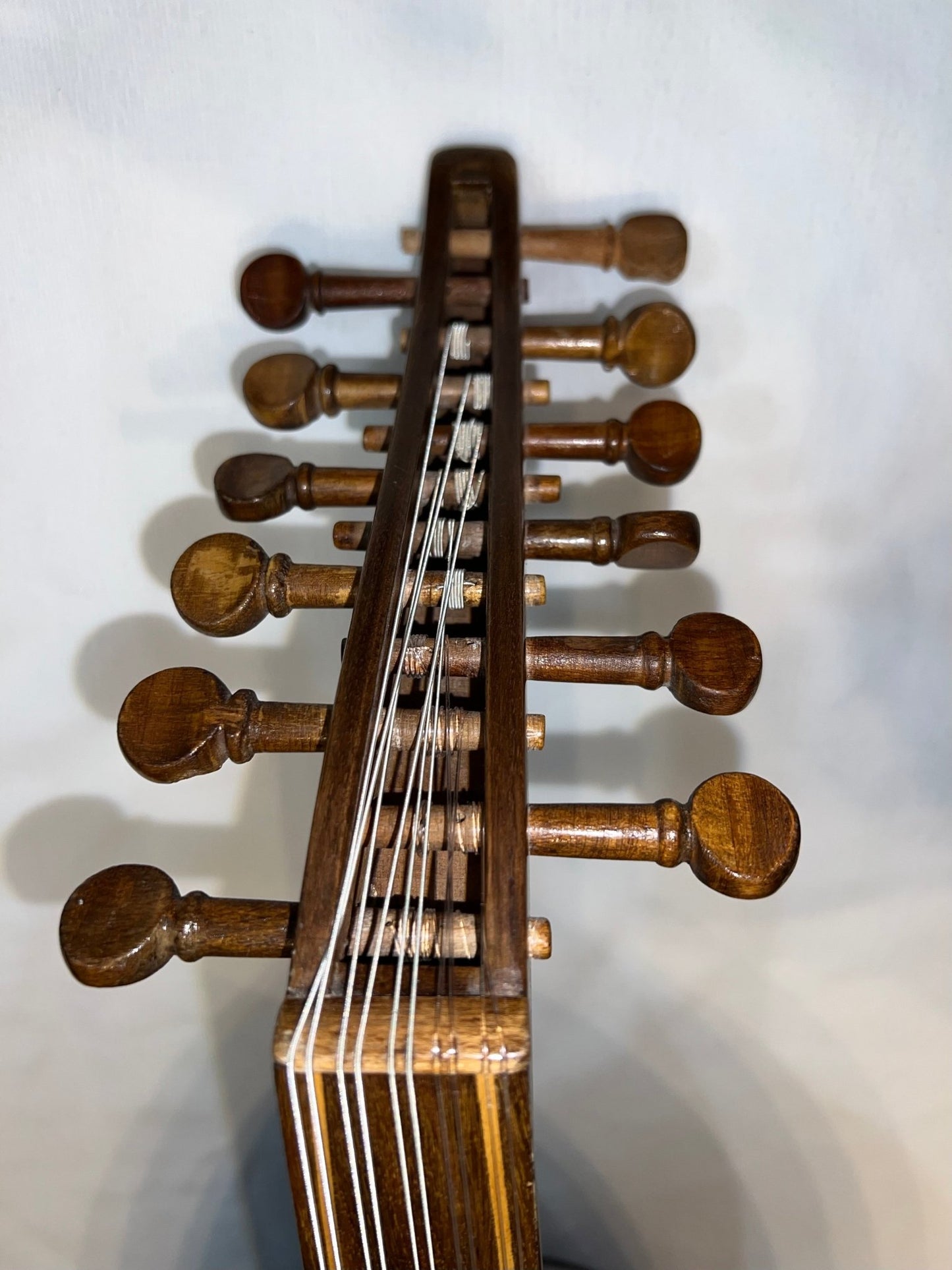Un instrument chargé dâme, prêt à vibrer à nouveau - Cham Music -