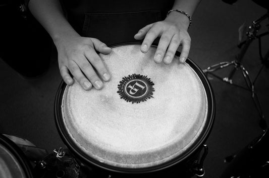 La darbouka dans la musique urbaine française