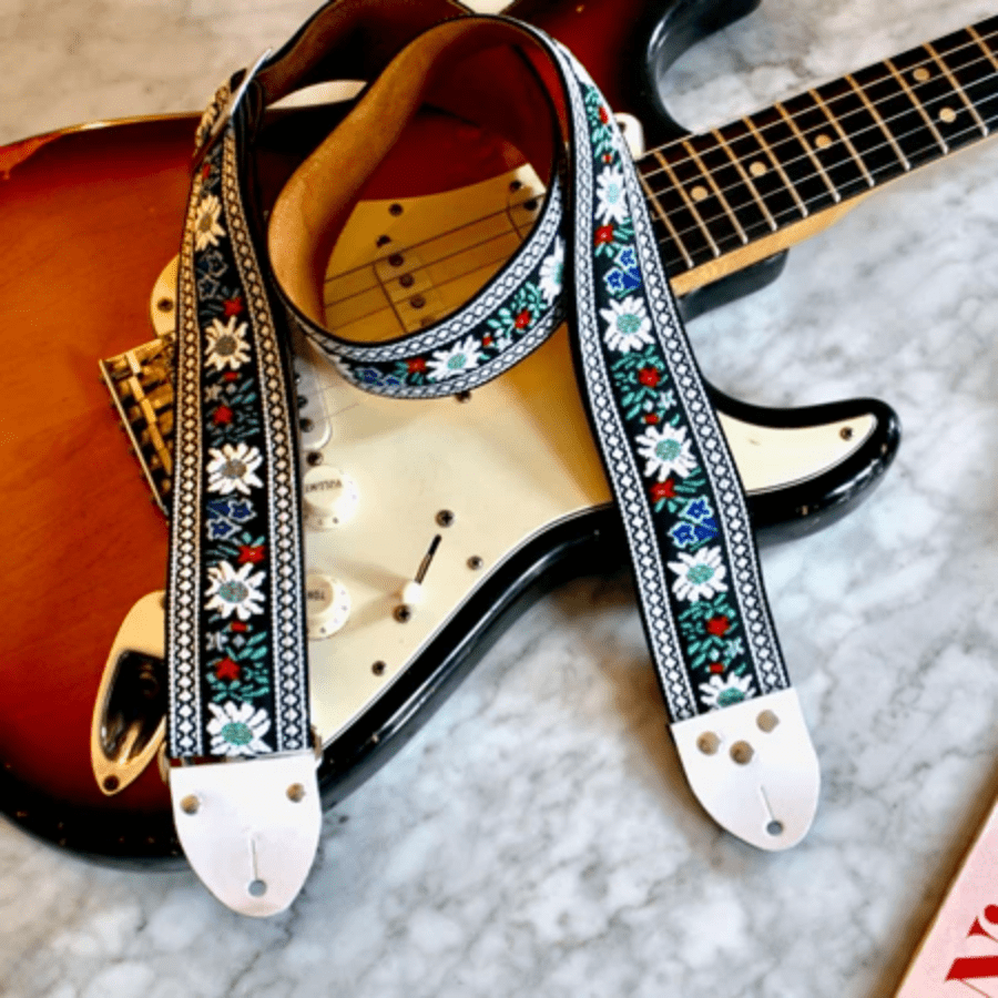 Sangles pour Guitares, Banjos et autres Instruments à Cordes - Cham Music