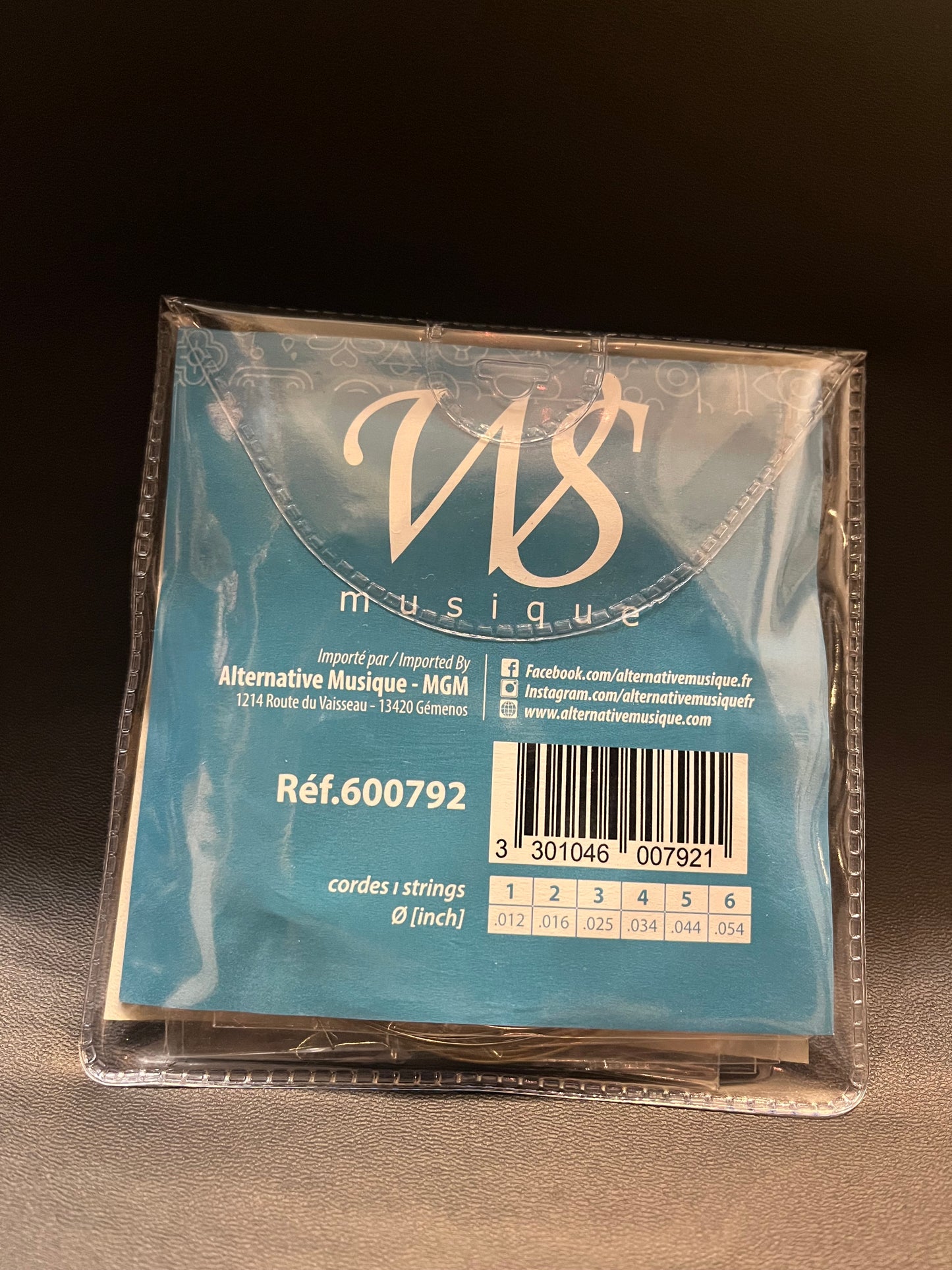 Jeu de 6 Cordes pour Guitare Folk – WS (Tirant Light)