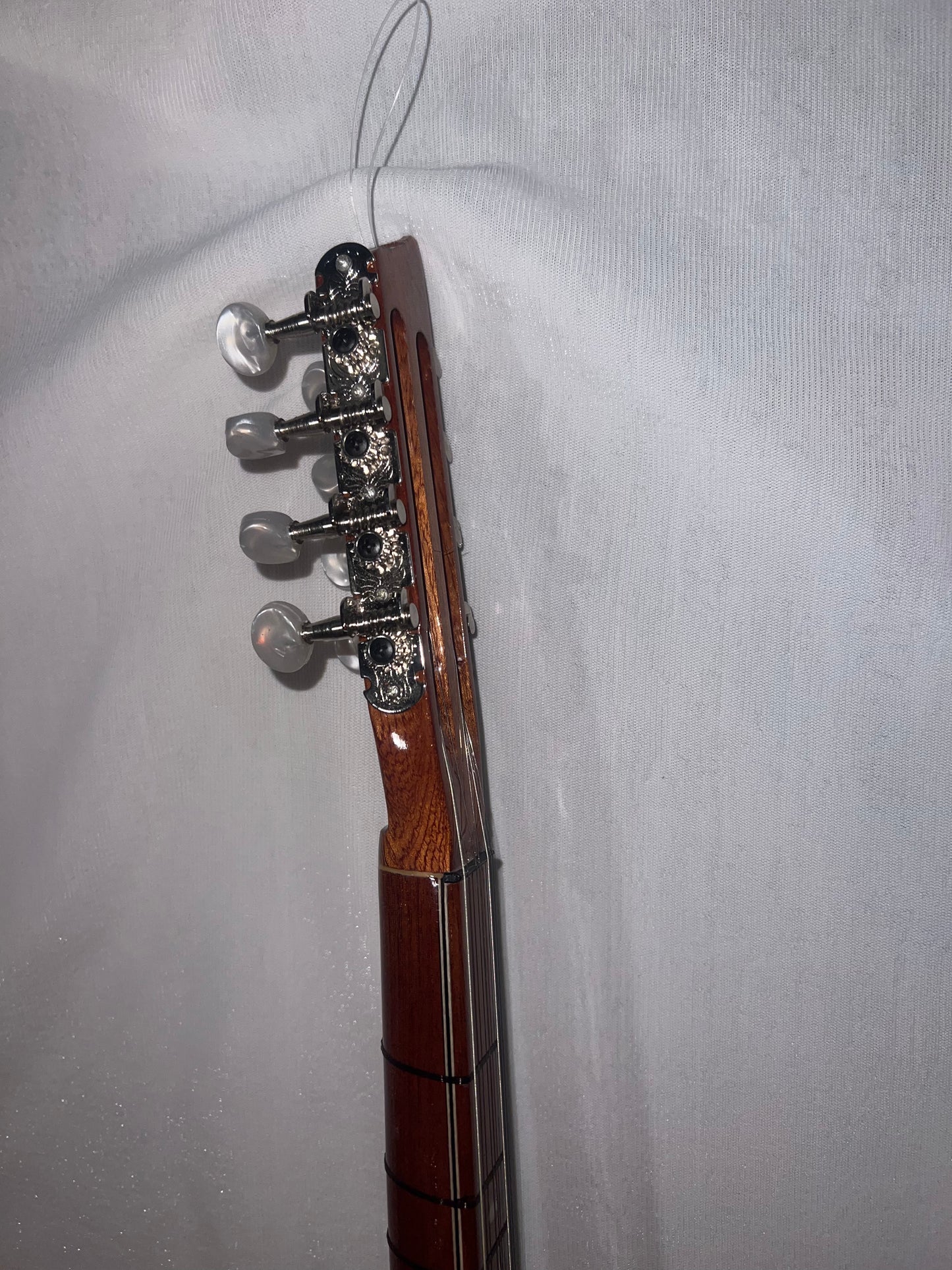 Saz turc manche long en noyer et cèdre