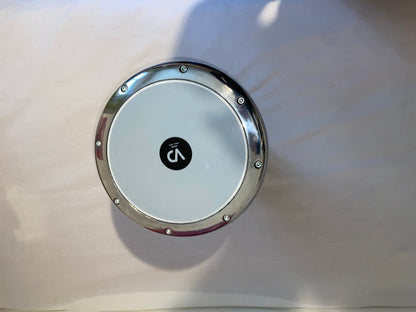 Découvrez cette darbouka égyptienne en aluminium martelée à - Cham Music -
