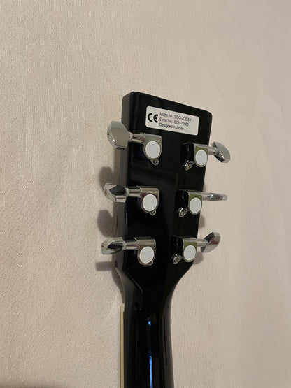 Découvrez la guitare folk électro - acoustique Suzuki, un - Cham Music - 