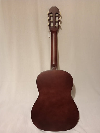 La guitare classique Pure de GEWA, en taille 4/4, est un - Cham Music - 