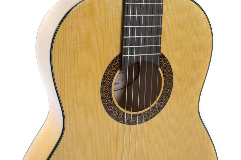 Pro Arte Flamenco Taille 4/4 Diapason 650 mm, largeur du - Cham Music - 